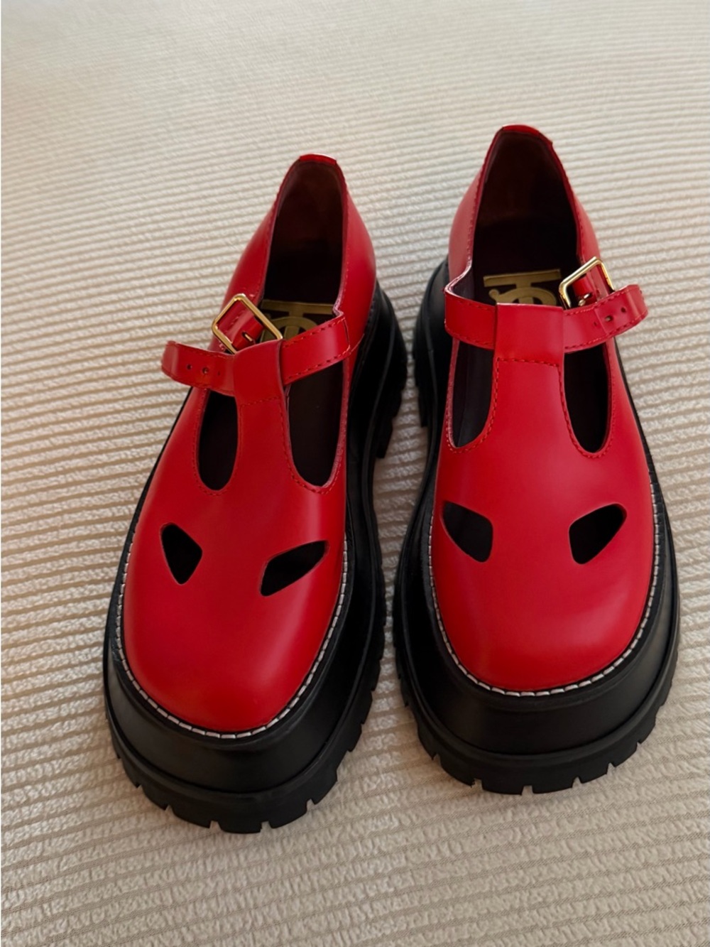 Burberry Red Leather Chunky Mary Jane Shoes T-Strap Platform Lug Sole EU 35 / 5 - Picture 3 of 5